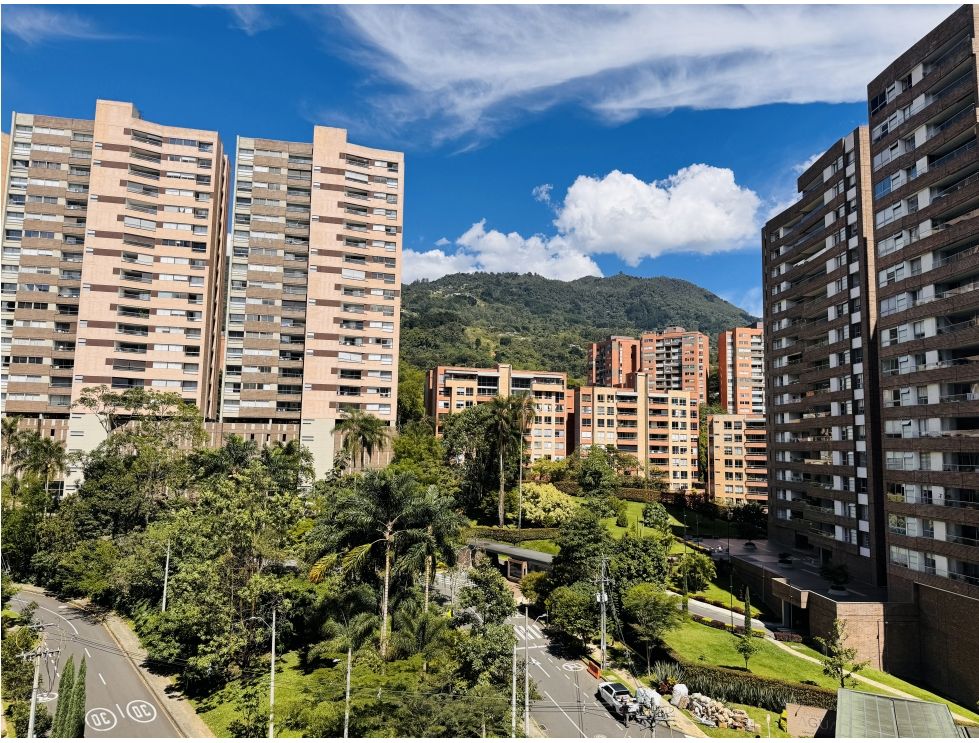 Apartamento en Cumbres, Envigado
